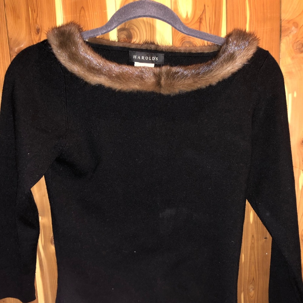 Harold’s sweater